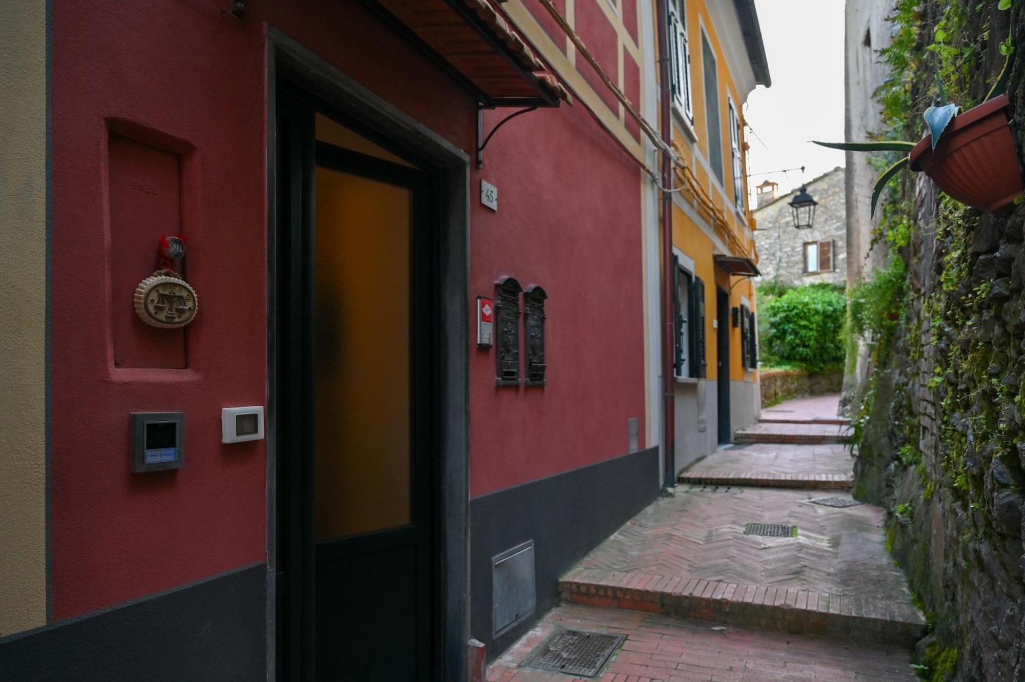 Casa E Mansarda Delle Mura Ameglia Exteriör bild